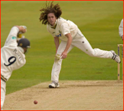 Ryan Sidebottom bowls to Nic Pothas