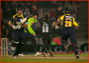 Zander de Bruyn appeals as Hampshire win, T20 Final