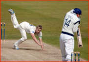 Luke Wright throws himself into bowling at James Vince