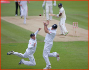 Swann & Strauss fail to catch Rangana Herath, Soton, 2011