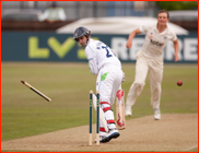 David Wainwright is bowled by Will Gidman, 2012