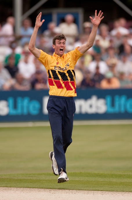 Reece Topley in action, 2012