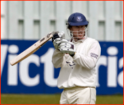 Murray Goodwin has a bat problem v Warwickshire