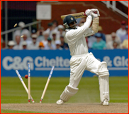 Dimitri Mascarenhas is bowled by Richard Johnson