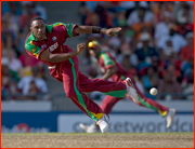 Dwayne Bravo fielding.