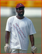 Vivian  Richards.