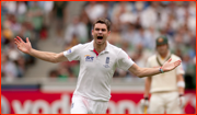 James Anderson, Michael Hussey out, Melbourne.